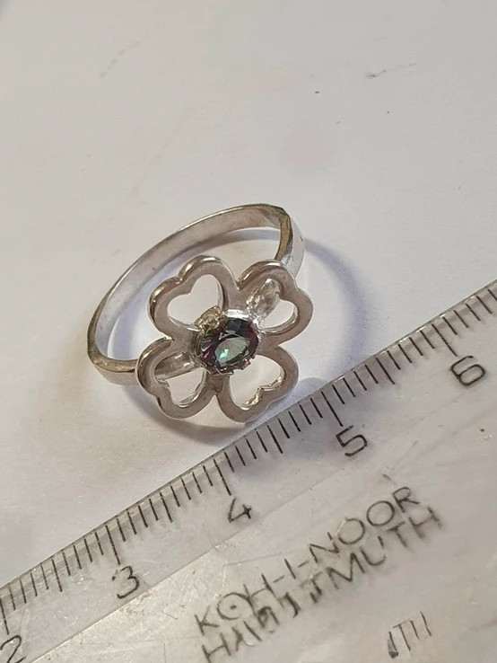 Lucky Sterling silver clover ring, size Q.