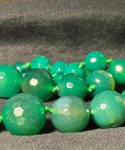 Green onyx beads