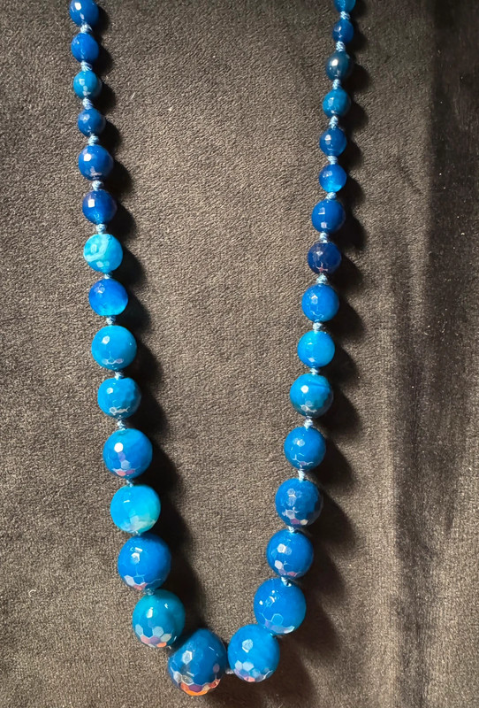 Blue onyx beads