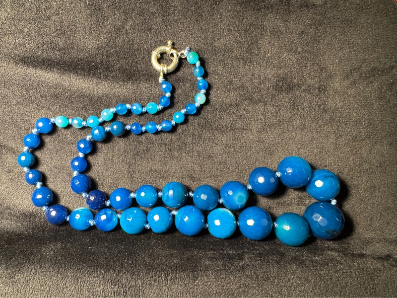 Blue onyx beads