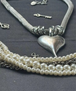 Vintage job lot of jewelry