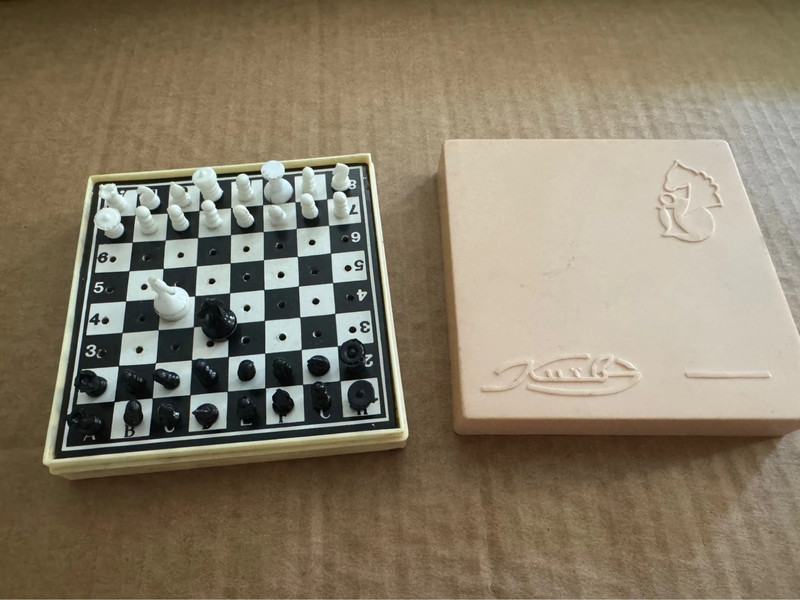 Soviet pocket chess