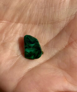 Vintage brooch with natural malachite