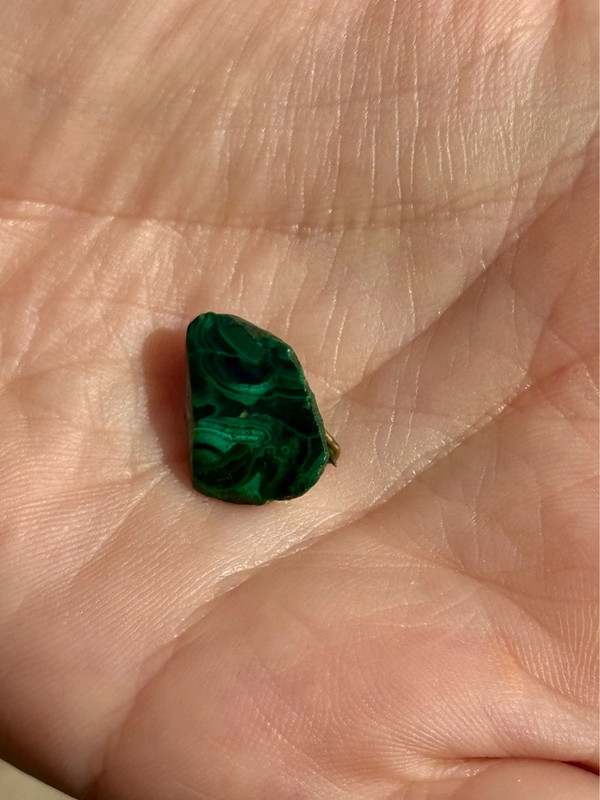 Vintage brooch with natural malachite.#116