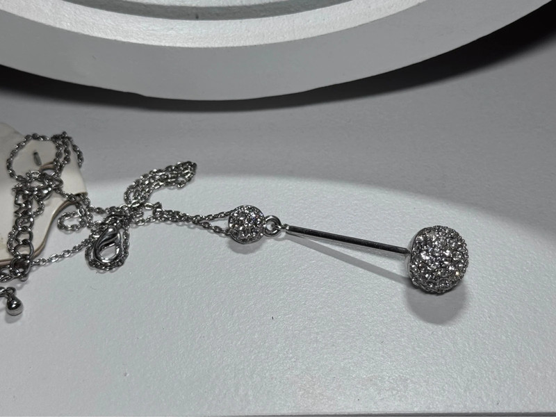 Silver-colored pendant with chain new
