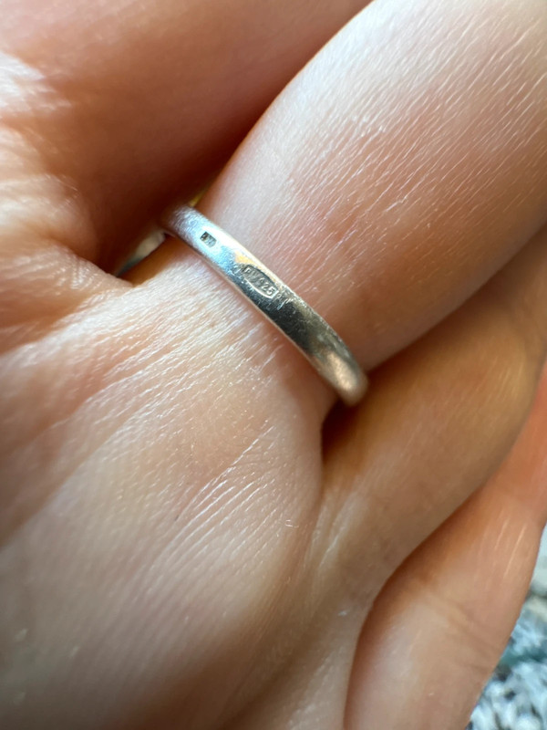 Vintage sterling silver ring size N