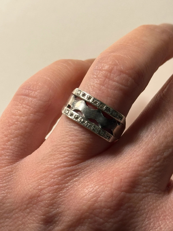 Uk size m1/2 sterling silver ring (#16)