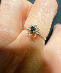Vintage silver ring with natural powerful sapphire tested , size L