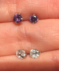 Two pairs of silver stud earrings(#5)