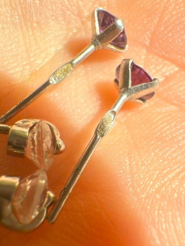 Two pairs of silver stud earrings(#5)