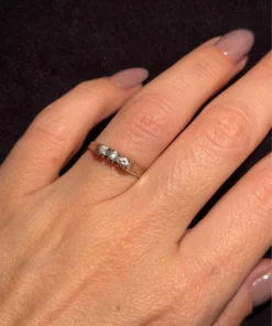 Silver ring with sparkling stones, size K(#2)