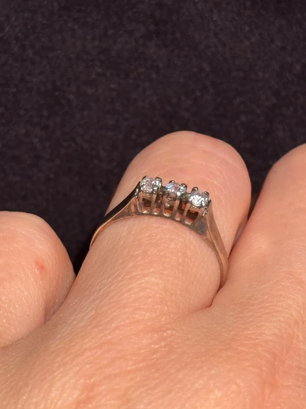 Silver ring with sparkling stones, size K(#2)