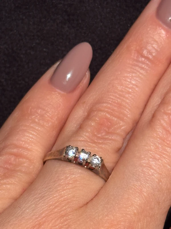 Silver ring with sparkling stones, size K(#2)