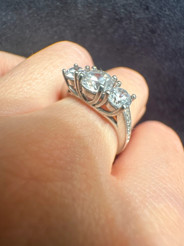Incredibly beautiful sparkling ring, size O(#2)