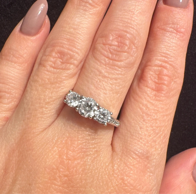 Incredibly beautiful sparkling ring, size O(#2)