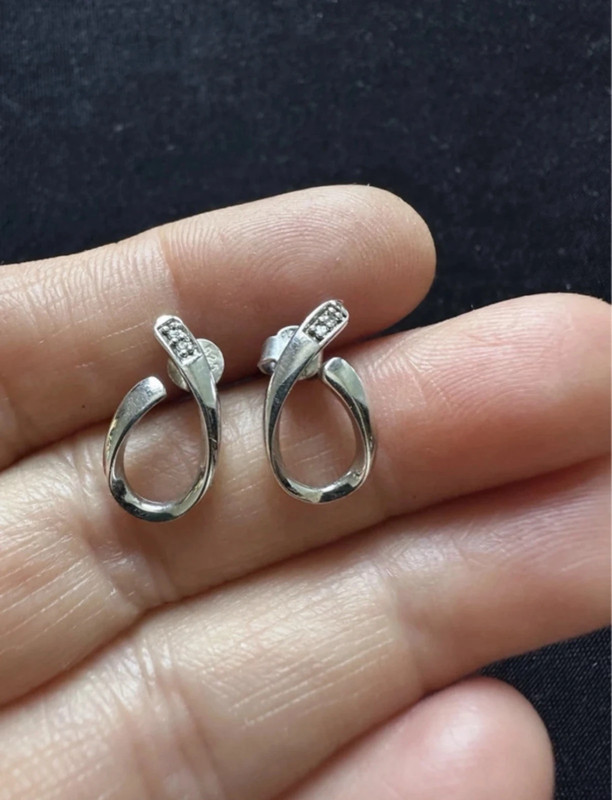 “White Ice London “925 Sterling Silver Tested 2 natural Diamonds each Earring