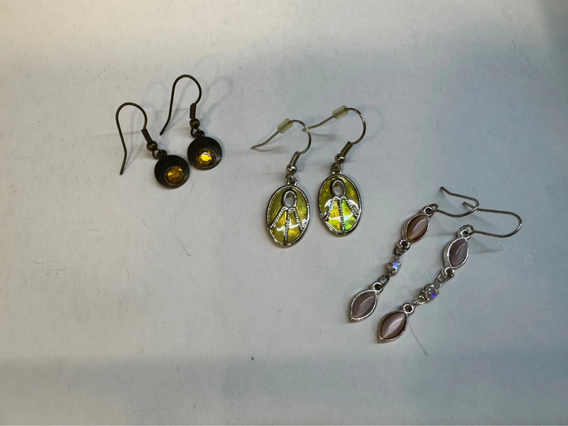 Different Earrings#131