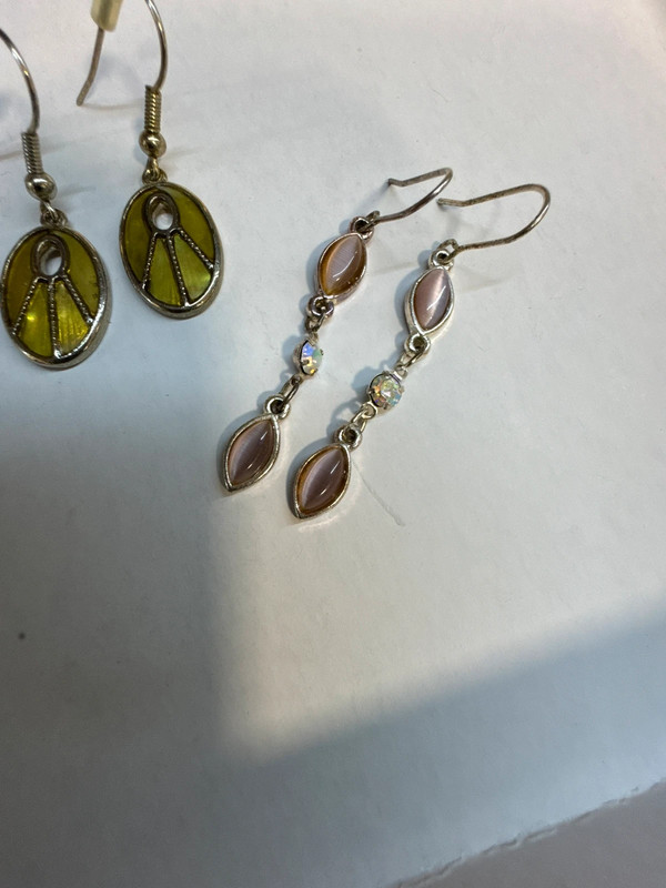 Different Earrings#131