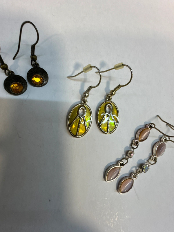 Different Earrings#131