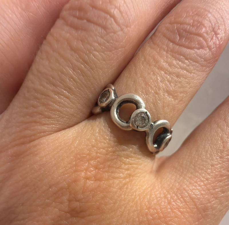 Beautiful sterling silver ring uk size O #30
