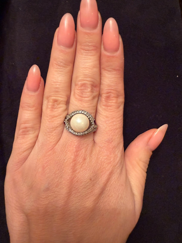 925 sterling silver ring with cubic zirconia and a pearl, size N #17.