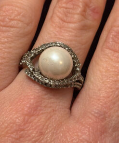 925 sterling silver ring with cubic zirconia and a pearl, size N #17.