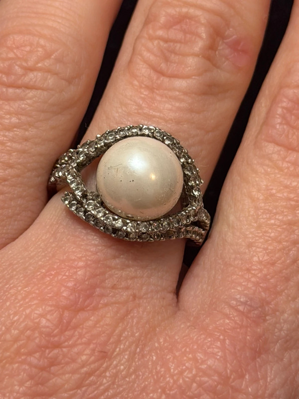 925 sterling silver ring with cubic zirconia and a pearl, size N #17.