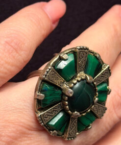 Vintage Miracle Celtic Ring Round Green Stones Scotland In Size I