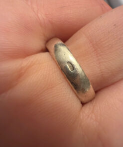 Gorgeous 925 sterling silver ring, size P, with turquoise