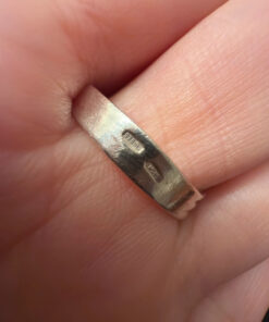 Beautiful Sterling silver ring Uk size Q