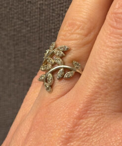 Christmas gift sterling silver ring Uk size J1/2