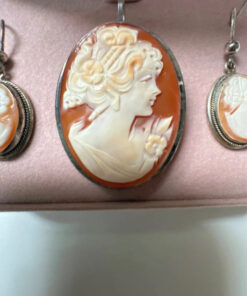 Vintage Italian Shell Cameo Set - Brooch/Pendant & Earrings - 331 NA (Naples)