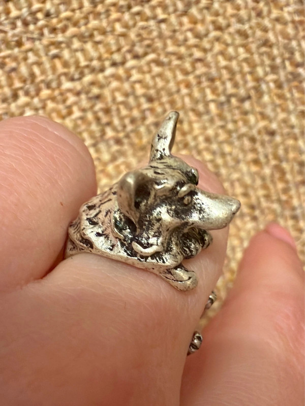 Uk size M corgi ring doggy