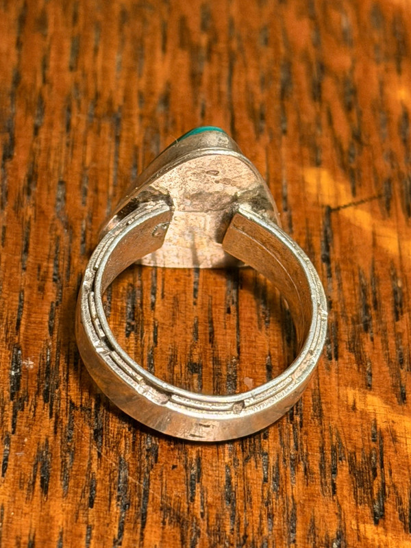 Antique silver ring with natural malachite, triangle shape, size m#18