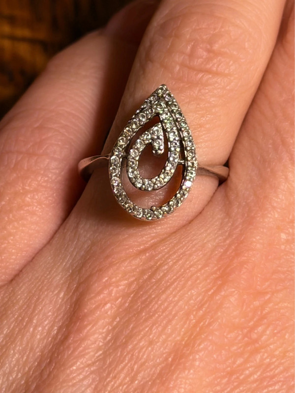 Luxury Sterling Silver Ring Size M