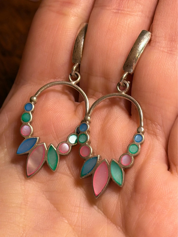 Tuscany sterling silver, 925 hallmark, Mother of Pearl earrings(#29)