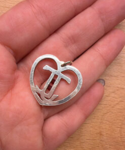 Silver heart with garnet #109