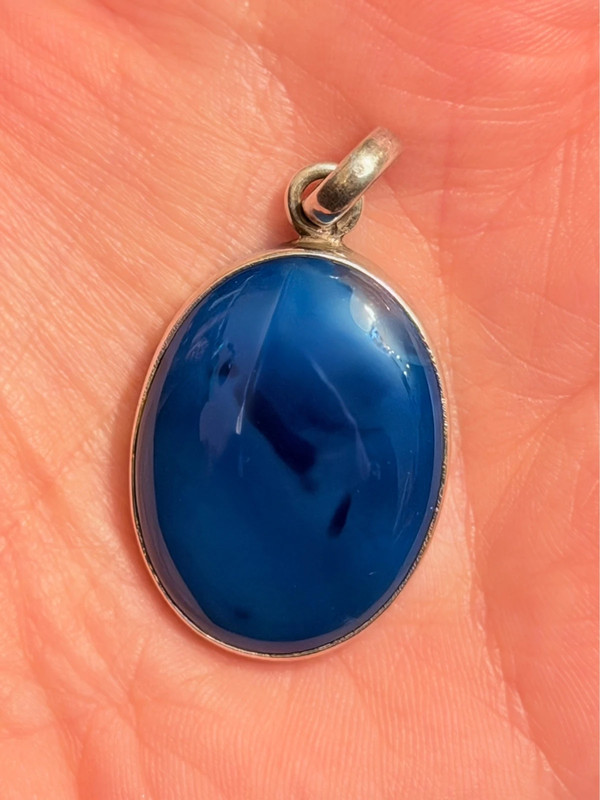 Silver pendant with natural blue agate #51