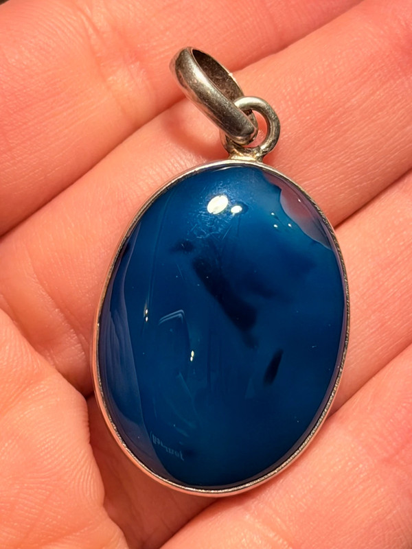 Silver pendant with natural blue agate #51
