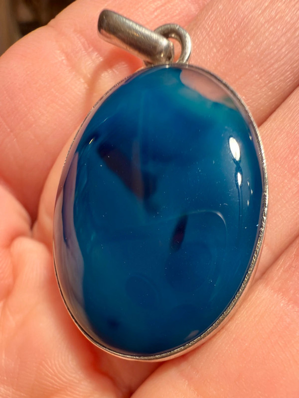 Silver pendant with natural blue agate #51