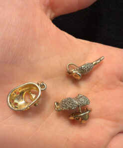 Set of Pendant badge mouse chick sandal