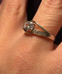 Sterling silver ring Uk O1/2 cubic zirconia #113