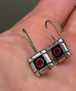 Vintage 925 Sterling Silver Garnet Glass Drop Earring