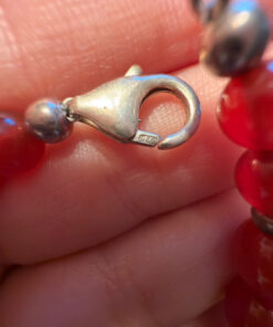 An incredible silver 925 bracelet with natural carnelian.