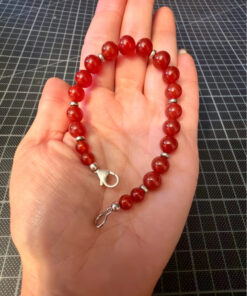 An incredible silver 925 bracelet with natural carnelian.