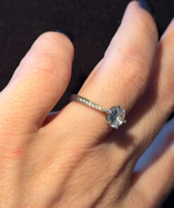 Silver ring with sparkling stone, K½ adjustable