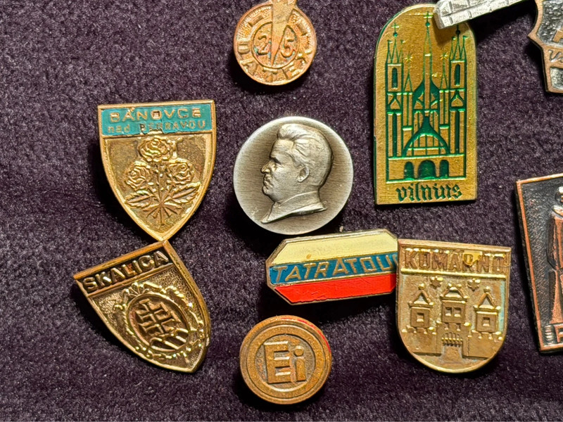 Soviet pins ussr