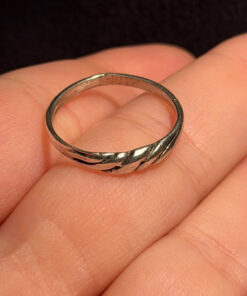 Sterling silver vintage ring Uk size N