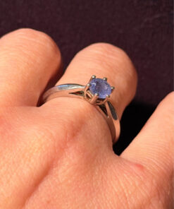 925 Sterling Silver natural Tanzanite Solitaire Ring -UK Size O