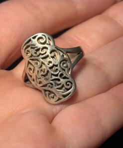 Vintage Silver ring with filigree design, size N,6.30 g